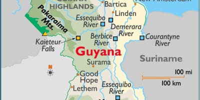 Mapa da Guiana mostrando serras